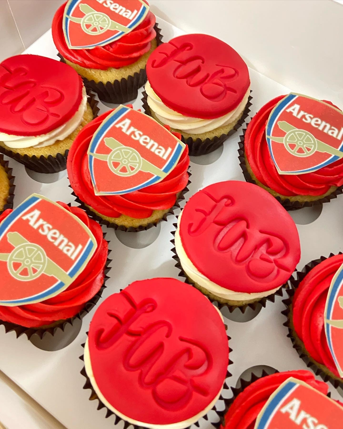 Edible Wafer Paper Logo Cupcakes (Collection Only)